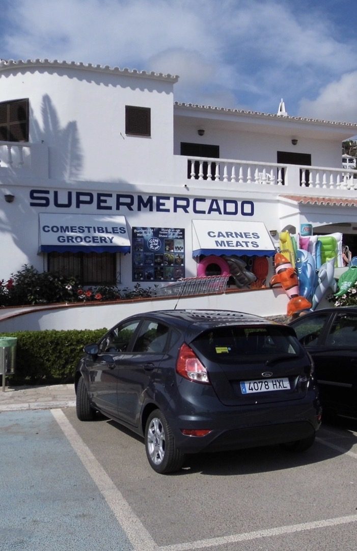The Supermercado storefront near Son Bou